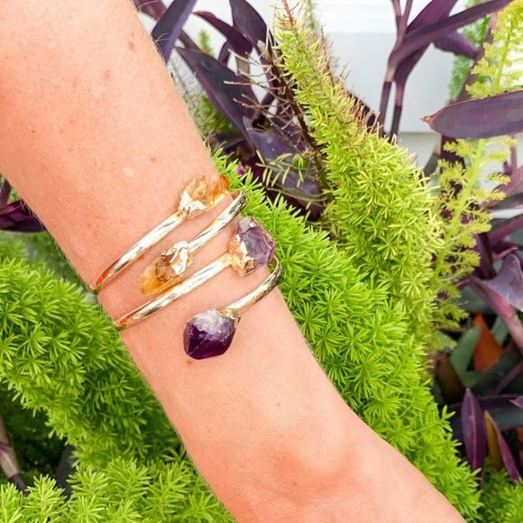 Amethyst Crystal Jewelry, Rough Crystal, Gold Bangle Bracelet,  Gift for Her - Picture 5 of 9